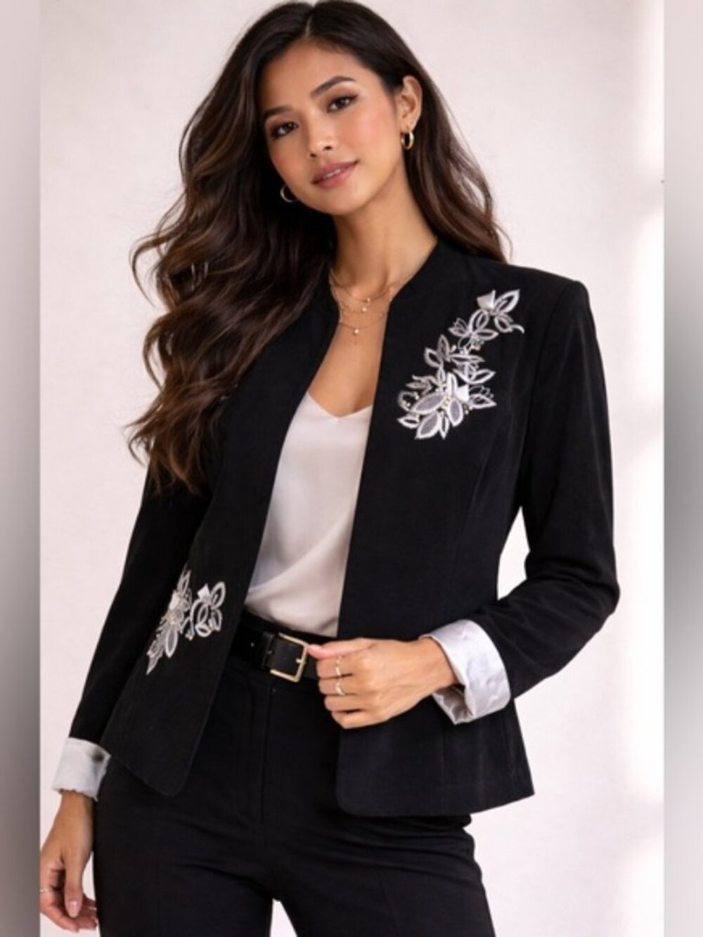 Tradition Petite Black Embroidered Blazer – Size 10P